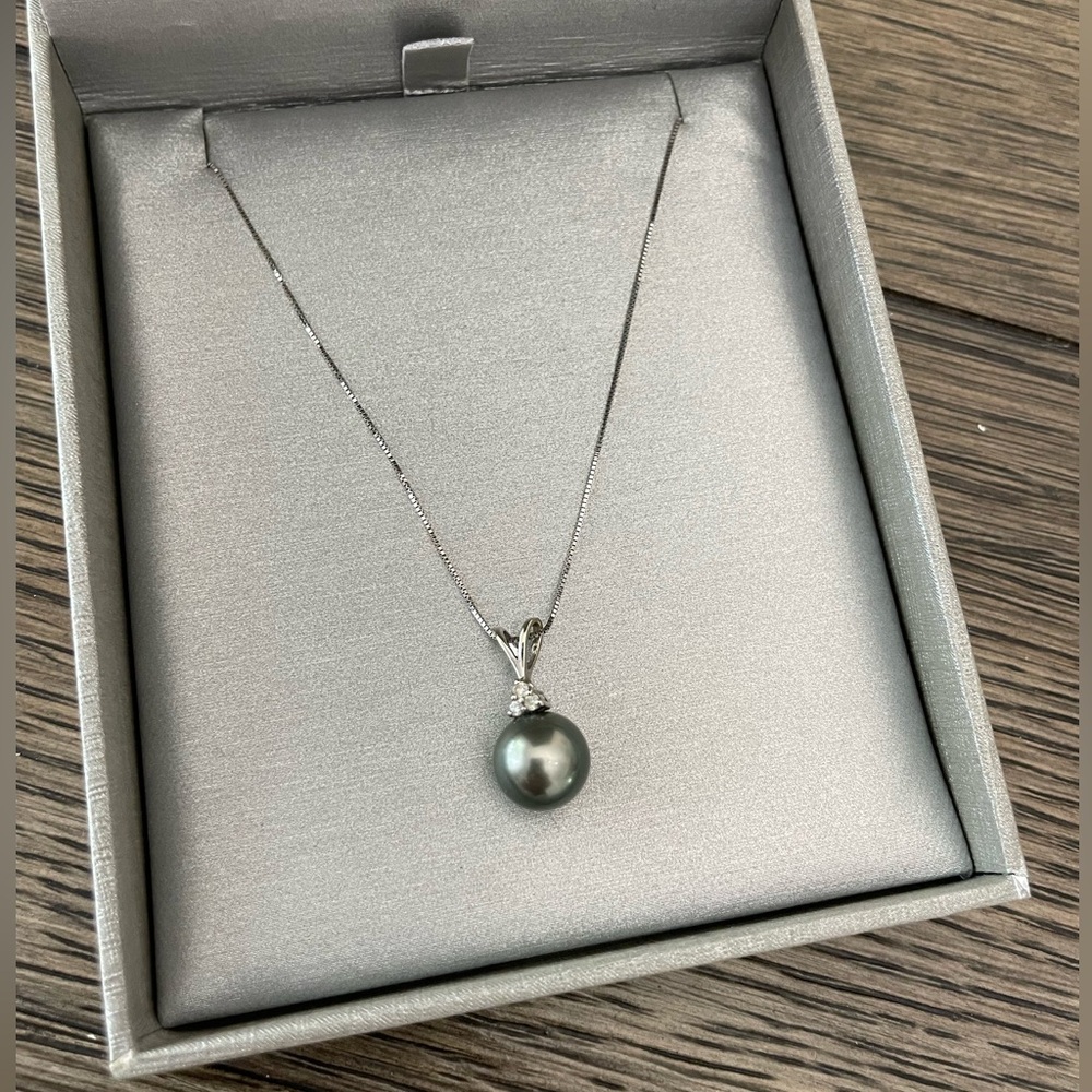 Pearl Necklace